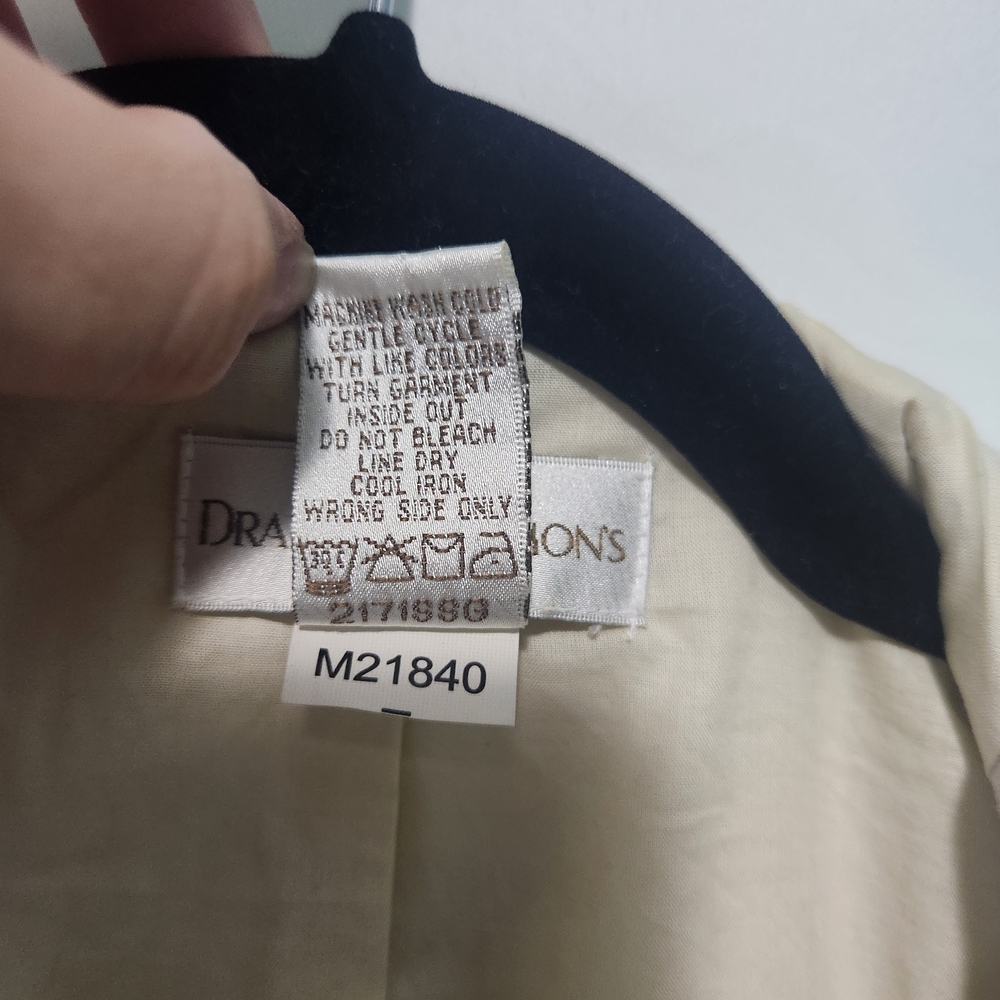 Drapers & Damons White Floral Blazed Jacket. Size 10. Lining 100% Cotton. - Picture 10 of 10